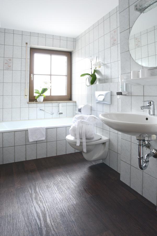 Hotel Jaegerhof 로트 외부 사진