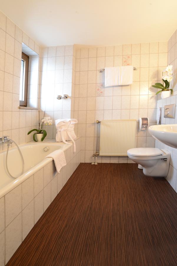 Hotel Jaegerhof 로트 외부 사진